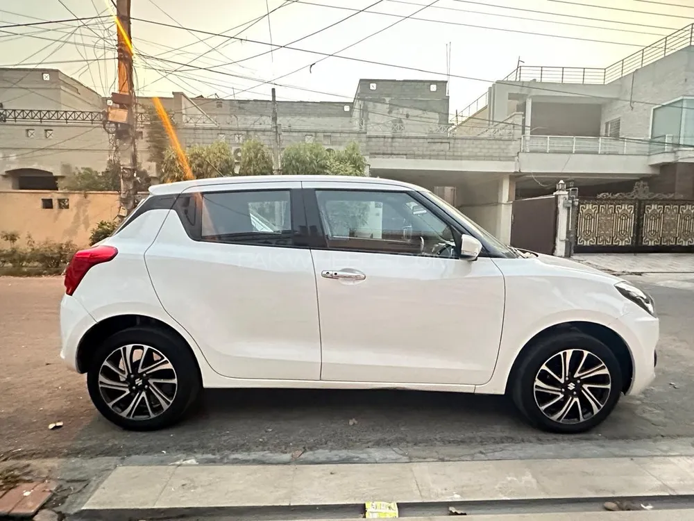 Suzuki Swift 2023 for Sale in Lahore Image-1