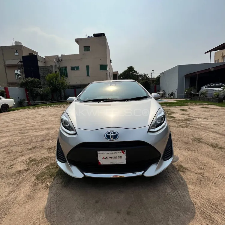 Toyota Aqua 2020 for Sale in Lahore Image-1