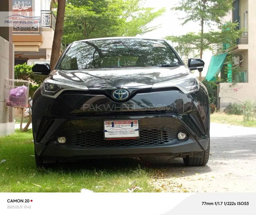 Toyota C-HR 2018 for Sale in Lahore Image-1