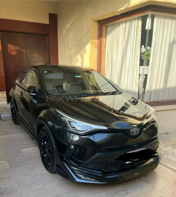 Toyota C-HR 2020 for Sale in Karachi Image-1