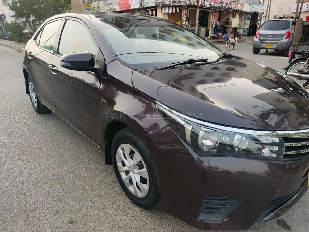 Toyota Corolla 2015 for Sale in Karachi Image-1