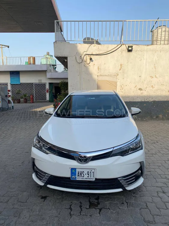 Toyota Corolla 2018 for Sale in Mardan Image-1