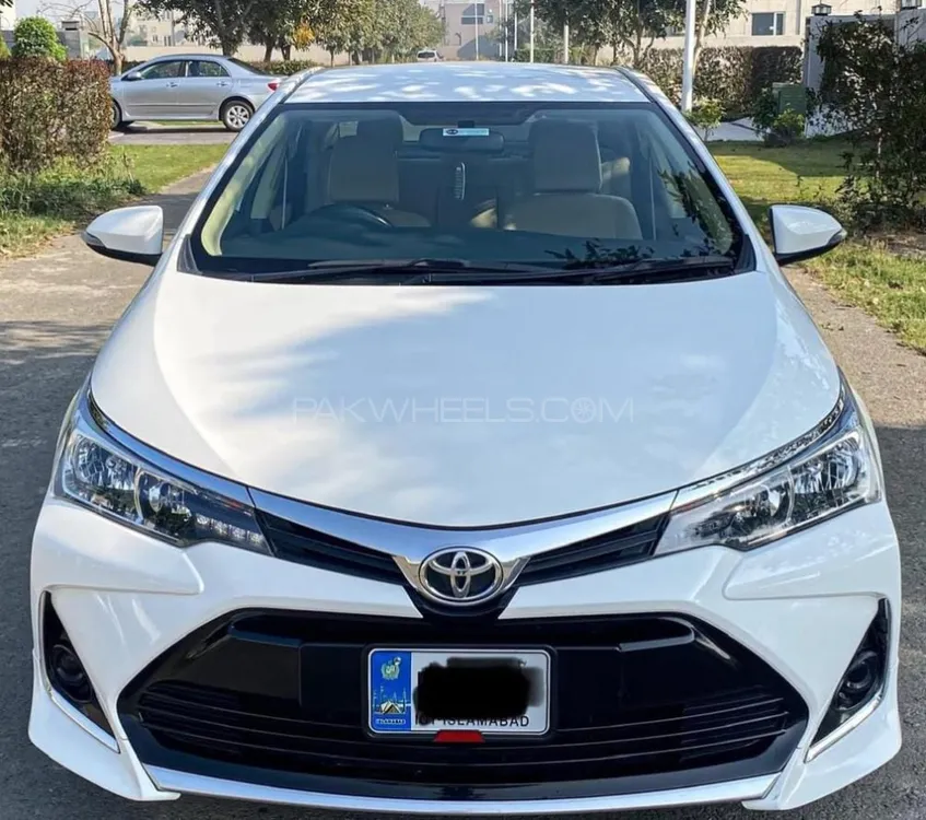 Toyota Corolla 2022 for Sale in Islamabad Image-1