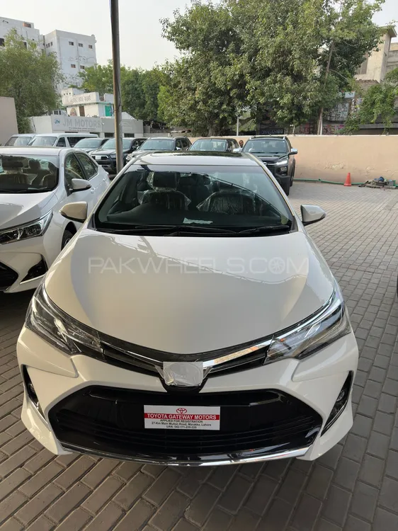 Toyota Corolla 2025 for Sale in Lahore Image-1