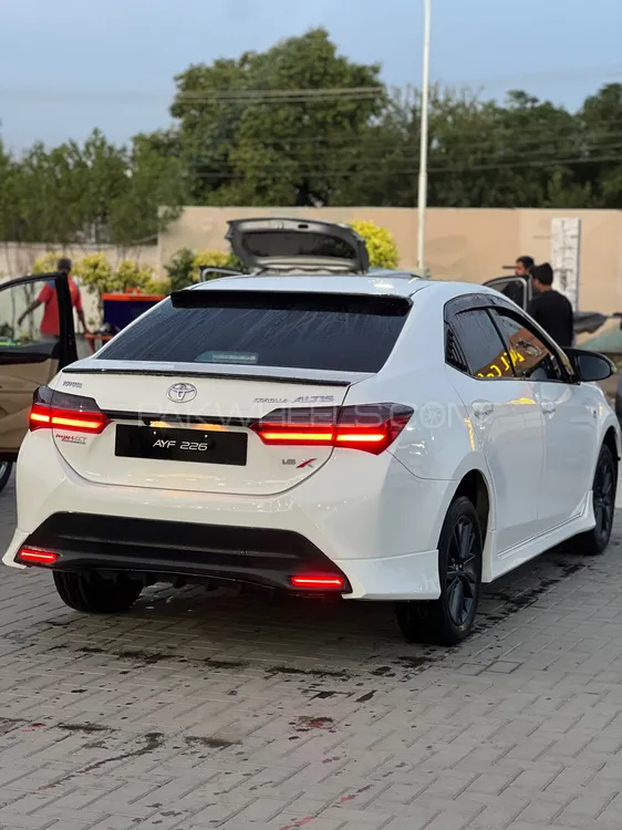 Toyota Corolla 2021 for Sale in Sialkot Image-1