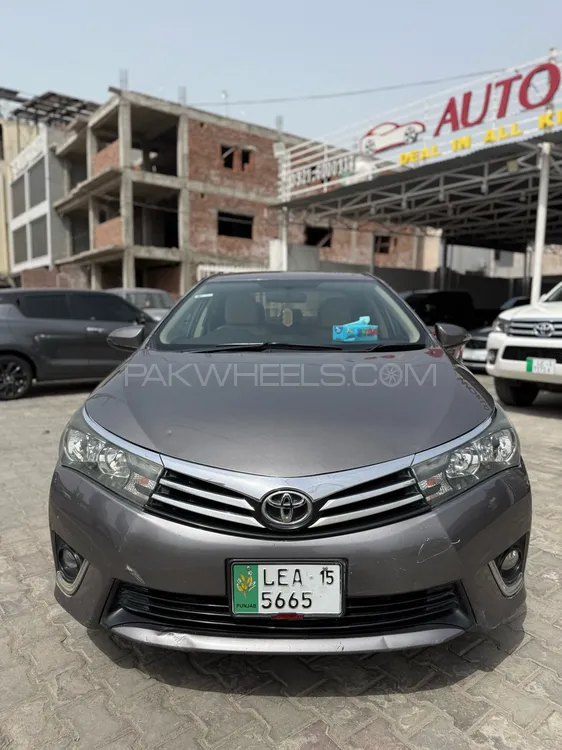 Toyota Corolla 2015 for Sale in Lahore Image-1