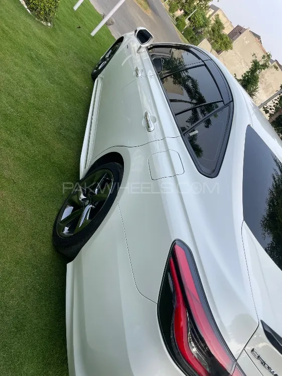 Toyota Crown 2018 for Sale in Lahore Image-1