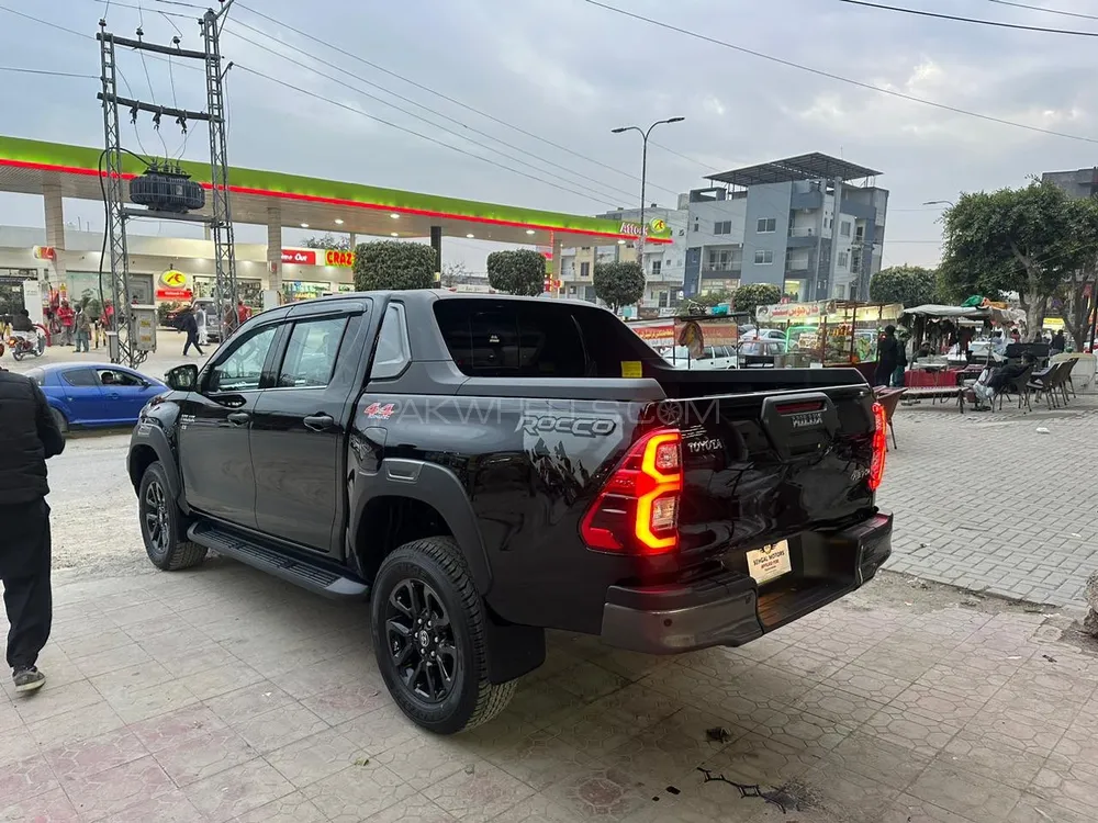 Toyota Hilux 2025 for Sale in Rawalpindi Image-1