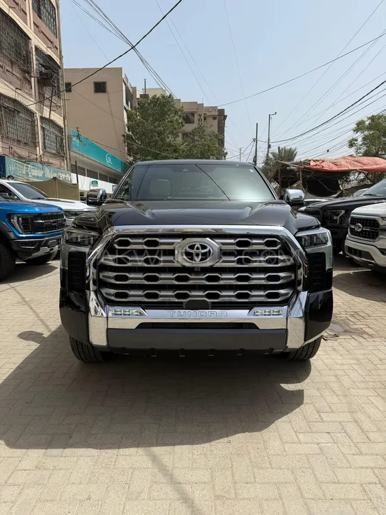 Toyota Tundra 2023 for Sale in Karachi Image-1