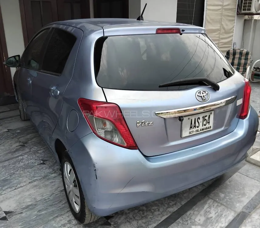 Toyota Vitz 2013 for Sale in Islamabad Image-1