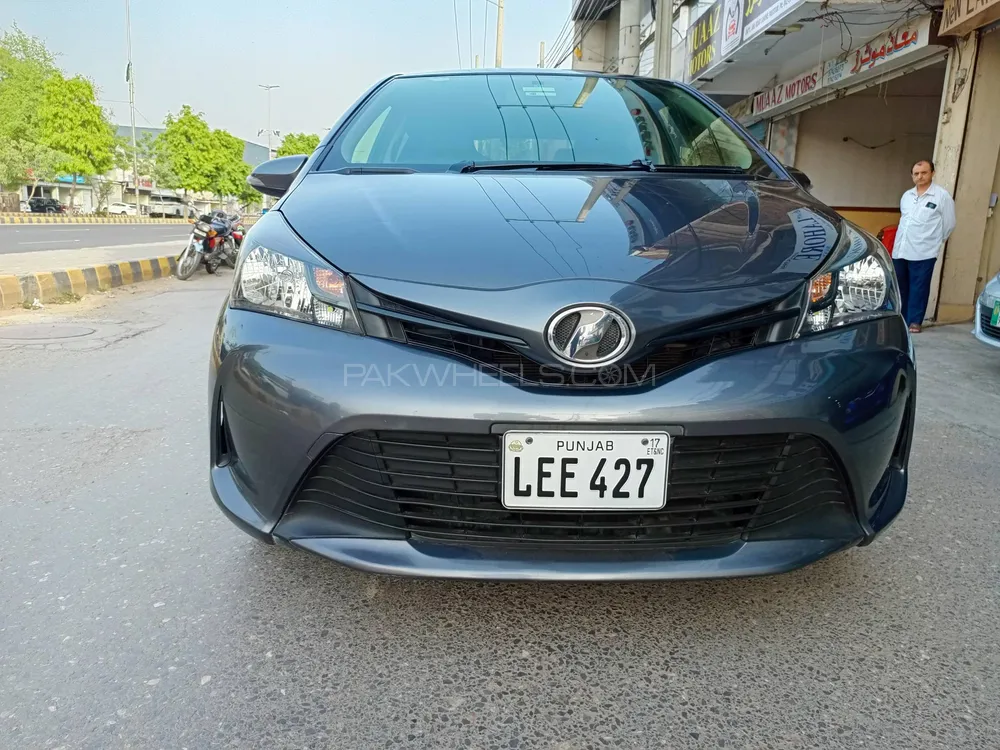 Toyota Vitz 2014 for Sale in Lahore Image-1