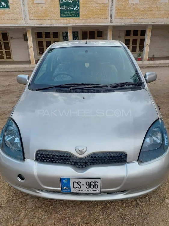 Toyota Vitz 1999 for Sale in Dera ismail khan Image-1