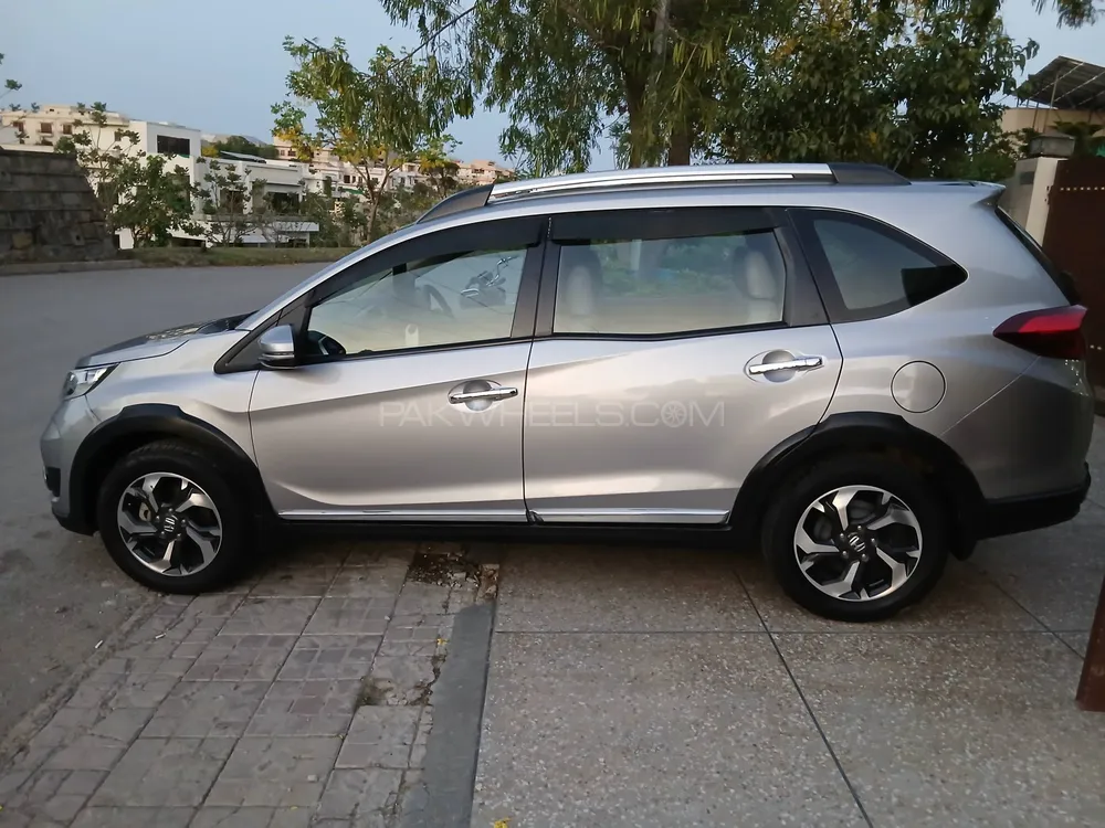 Honda BR-V 2017 for Sale in Islamabad Image-1
