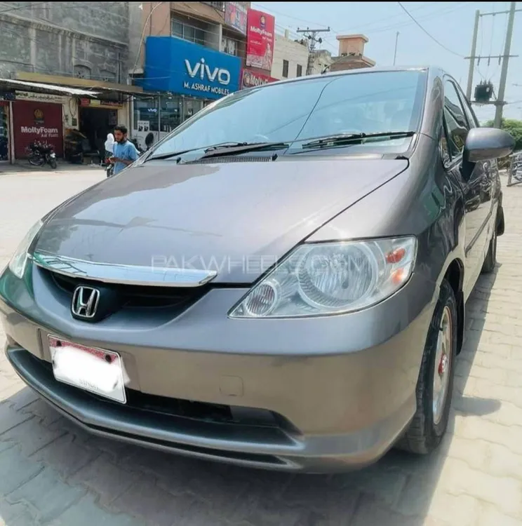 Honda City 2004 for Sale in Faisalabad Image-1