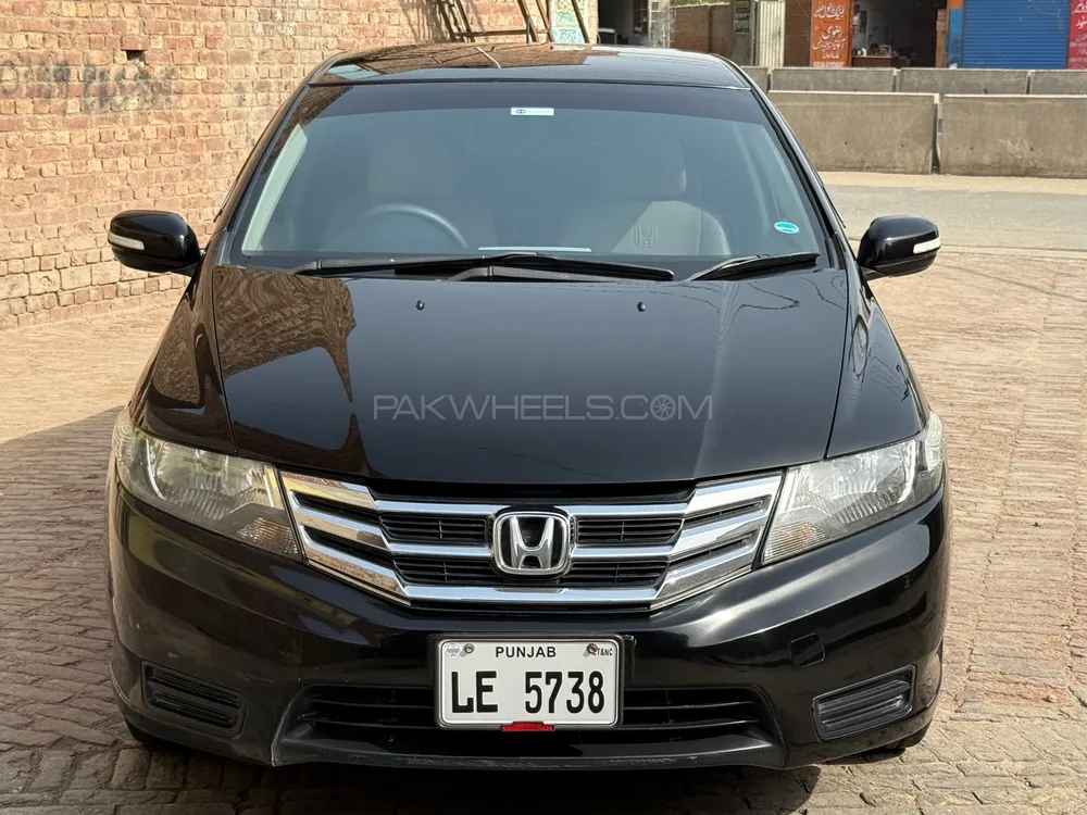 Honda City 2016 for Sale in Faisalabad Image-1