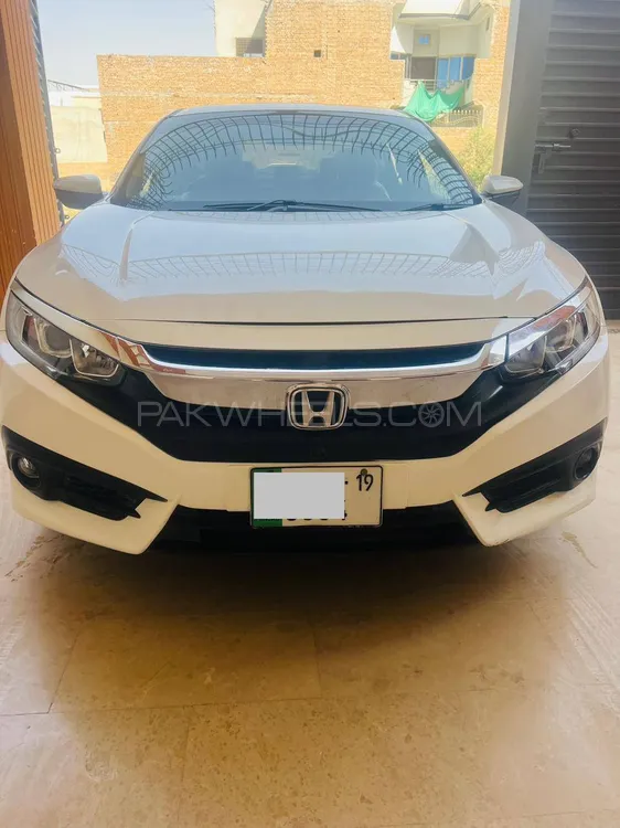 Honda Civic 2018 for Sale in Vehari Image-1