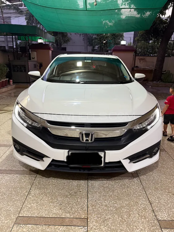Honda Civic 2020 for Sale in Lahore Image-1