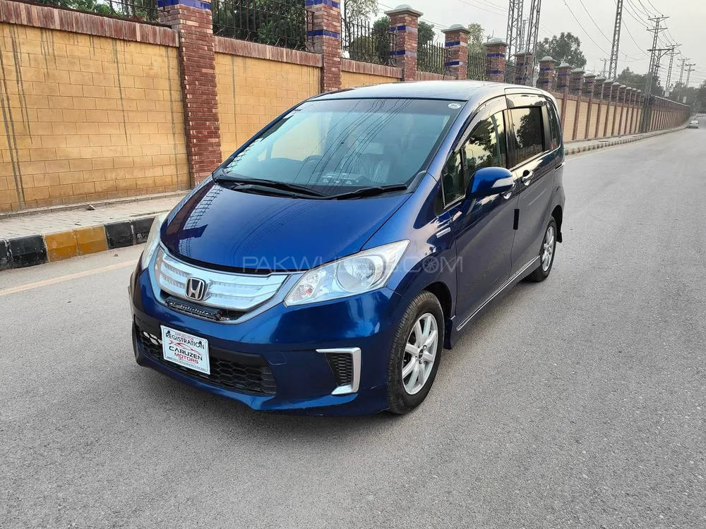 Honda Freed 2014 for Sale in Sukkur Image-1