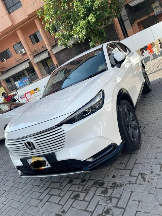 Honda HR-V 2023 for Sale in Lahore Image-1