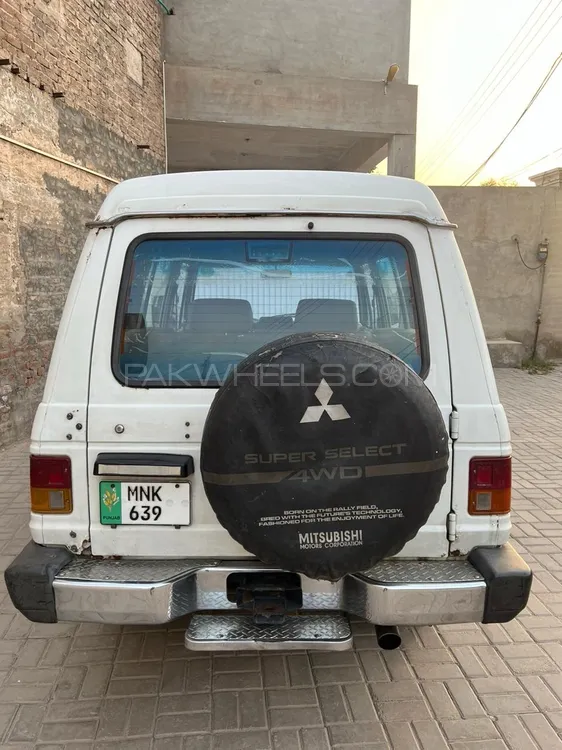 Mitsubishi Pajero 1986 for Sale in Multan Image-1