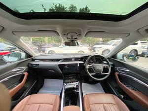 Audi Etron 50 Quattro
Model: 2022
Mileage: 4,900 Km
Reg: 2022 khi

Calling and Visiting Hours

Monday to Saturday

11:00 AM to 7:00 PM