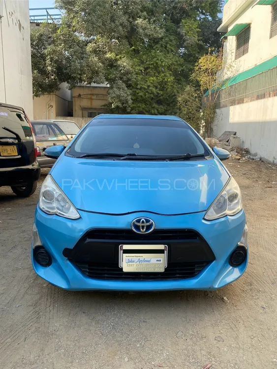 Toyota Aqua 2015 for Sale in Karachi Image-1