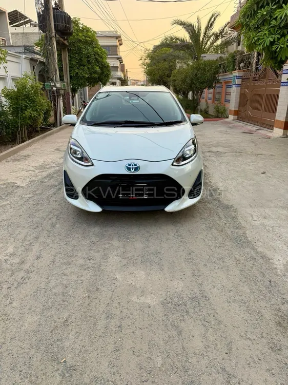 Toyota Aqua 2020 for Sale in Sahiwal Image-1
