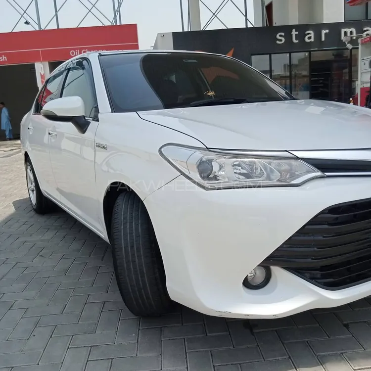 Toyota Corolla 2016 for Sale in Islamabad Image-1
