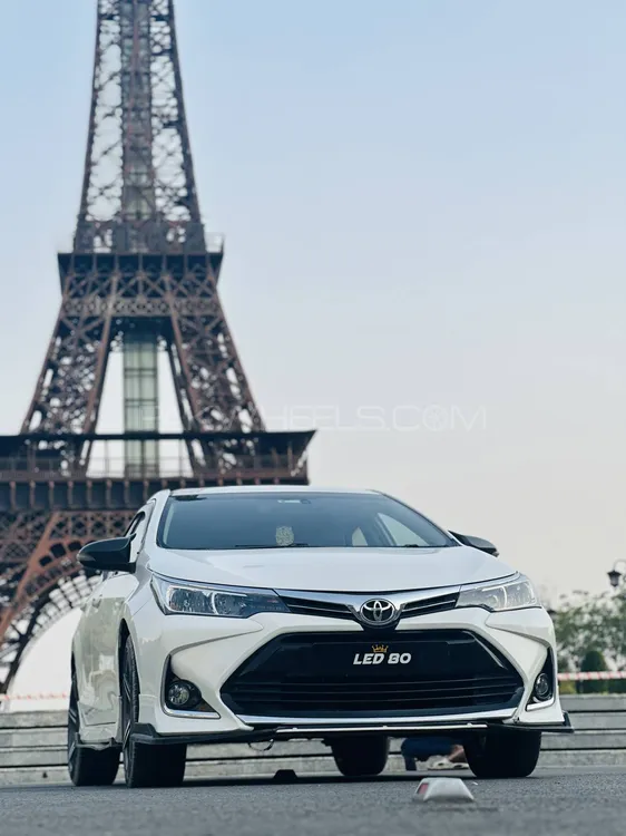 Toyota Corolla 2015 for Sale in Lahore Image-1