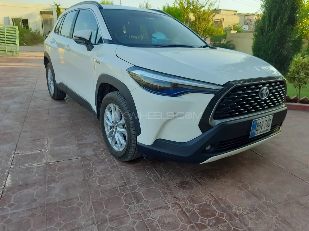 Toyota Corolla Cross 2024 for Sale in Islamabad Image-1