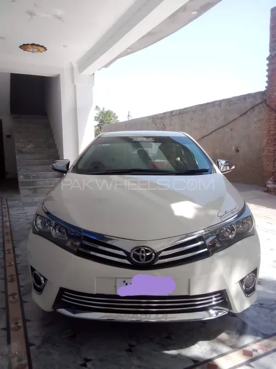 Toyota Corolla 2015 for Sale in Mandi bahauddin Image-1