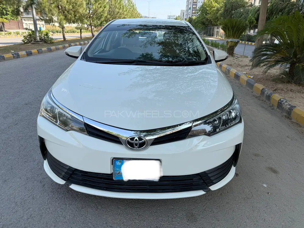Toyota Corolla 2018 for Sale in Islamabad Image-1