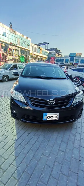 Toyota Corolla 2013 for Sale in Islamabad Image-1