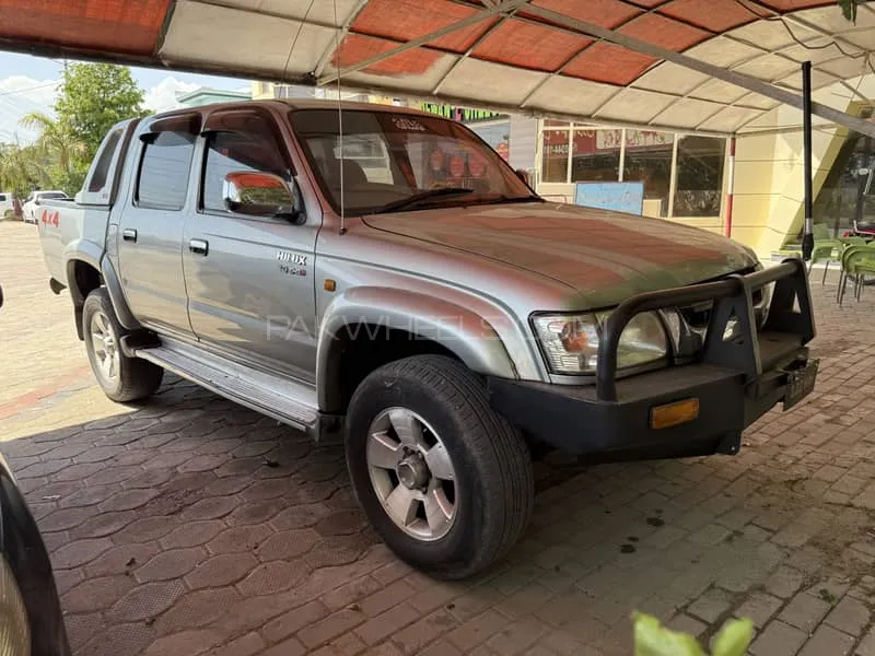 Toyota Hilux 2003 for Sale in Jhelum Image-1