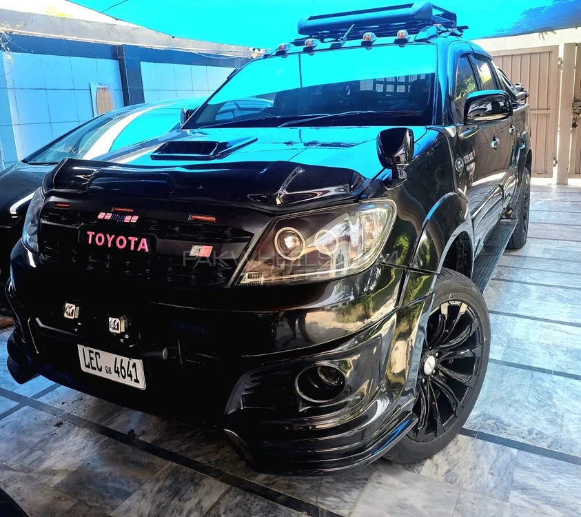 Toyota Hilux 2005 for Sale in Lahore Image-1