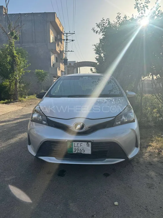Toyota Vitz 2014 for Sale in Gujranwala Image-1