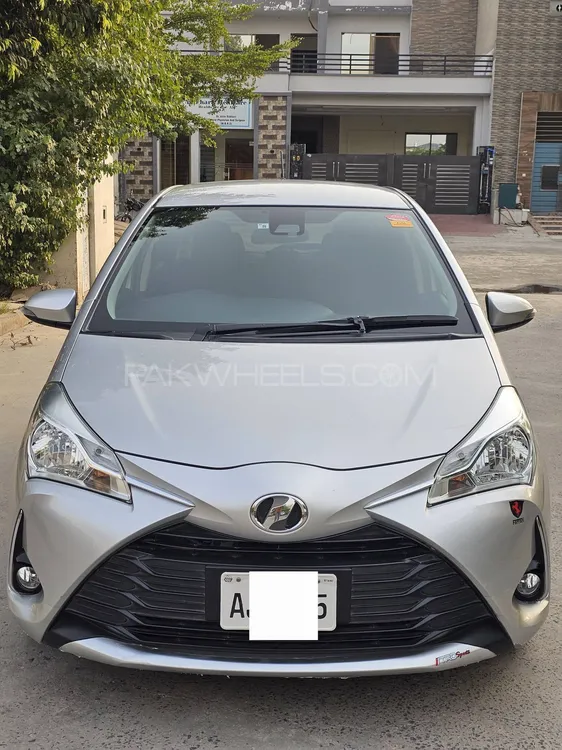 Toyota Vitz 2018 for Sale in Faisalabad Image-1