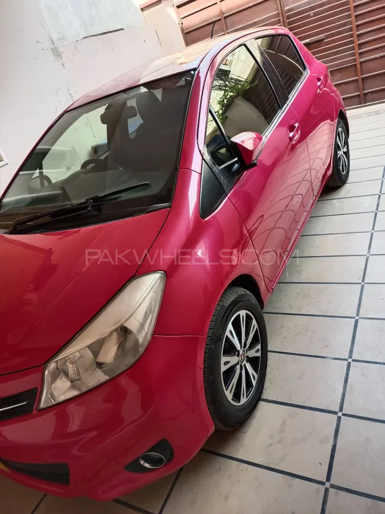 Toyota Vitz 2016 for Sale in Multan Image-1