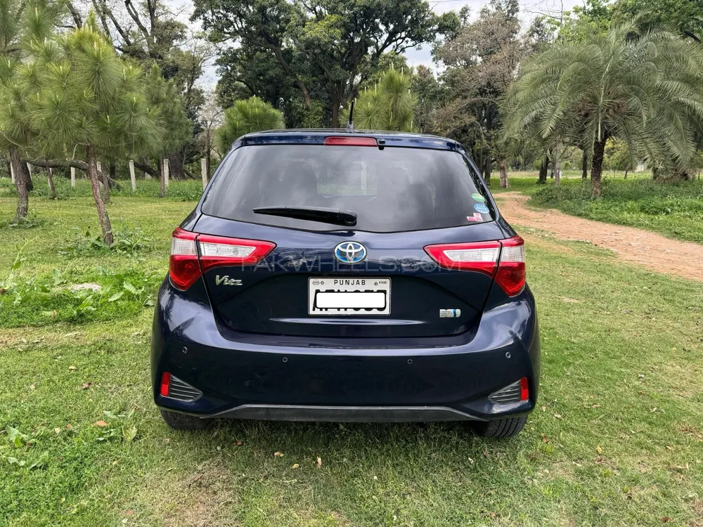 Toyota Vitz 2018 for Sale in Islamabad Image-1