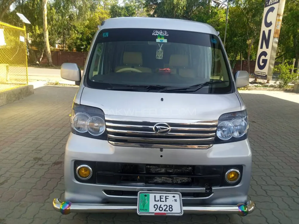 Daihatsu Hijet 2011 for Sale in Hassan abdal Image-1