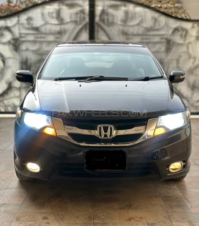 Honda City 2018 for Sale in Lahore Image-1