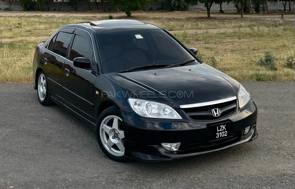 Honda Civic 2004 for Sale in Lahore Image-1