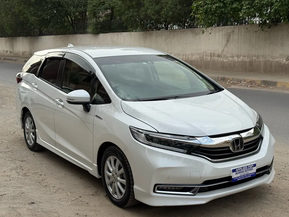 Honda Fit 2021 for Sale in Faisalabad Image-1