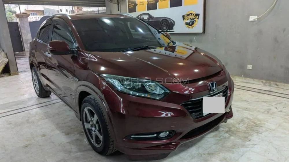 Honda Vezel 2015 for Sale in Karachi Image-1