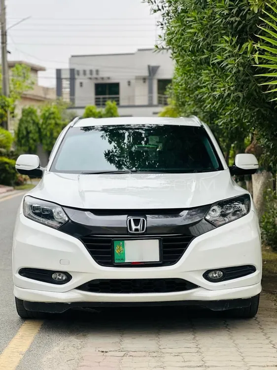 Honda Vezel 2016 for Sale in Lahore Image-1