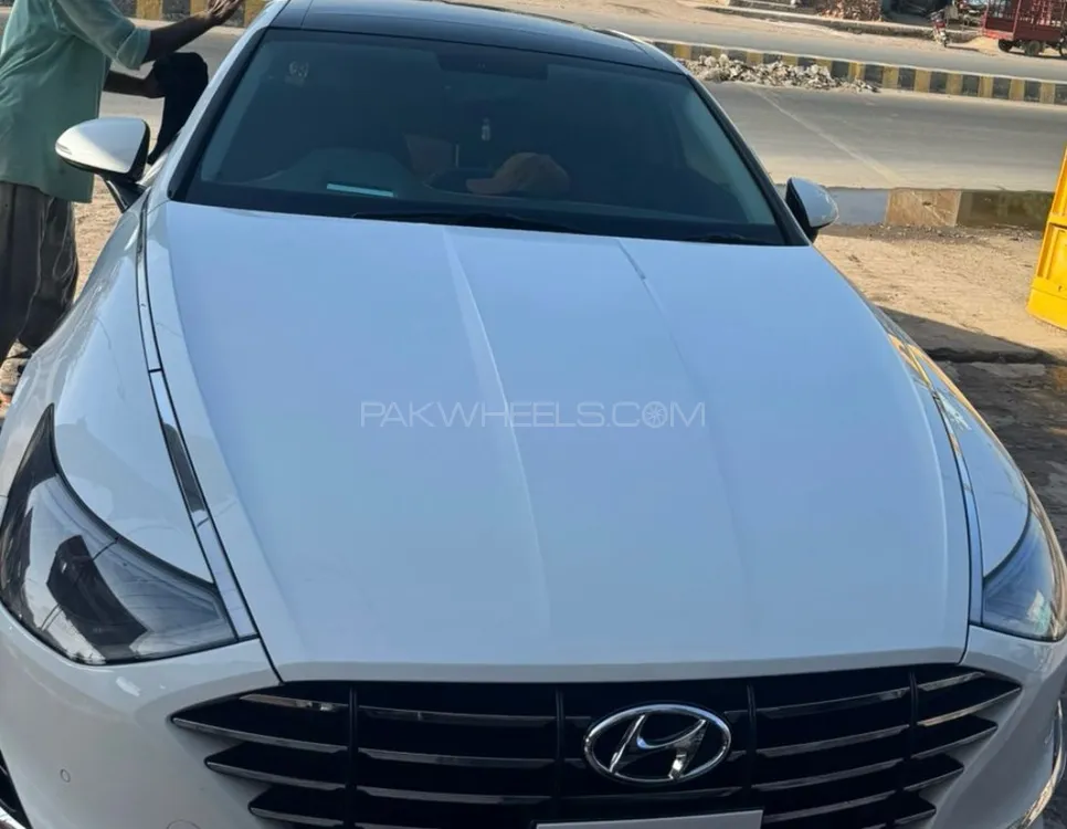 Hyundai Sonata 2021 for Sale in Mian Channu Image-1