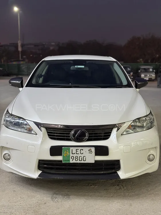 Lexus CT200h 2011 for Sale in Jhelum Image-1