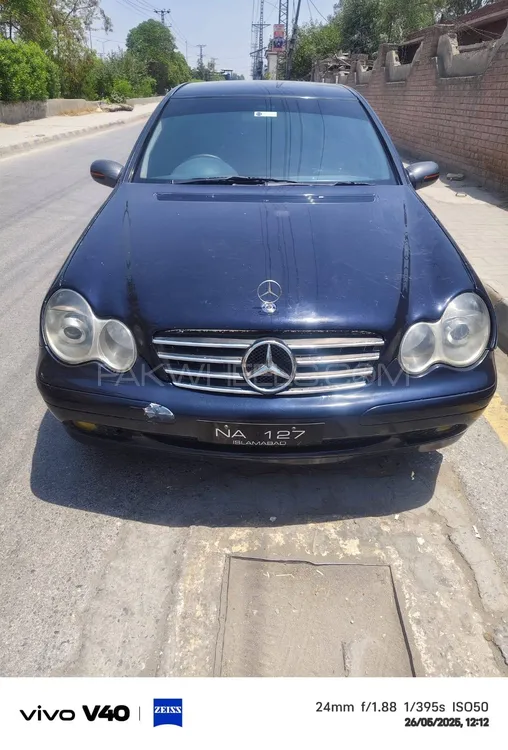 Mercedes Benz C Class 2004 for Sale in Peshawar Image-1