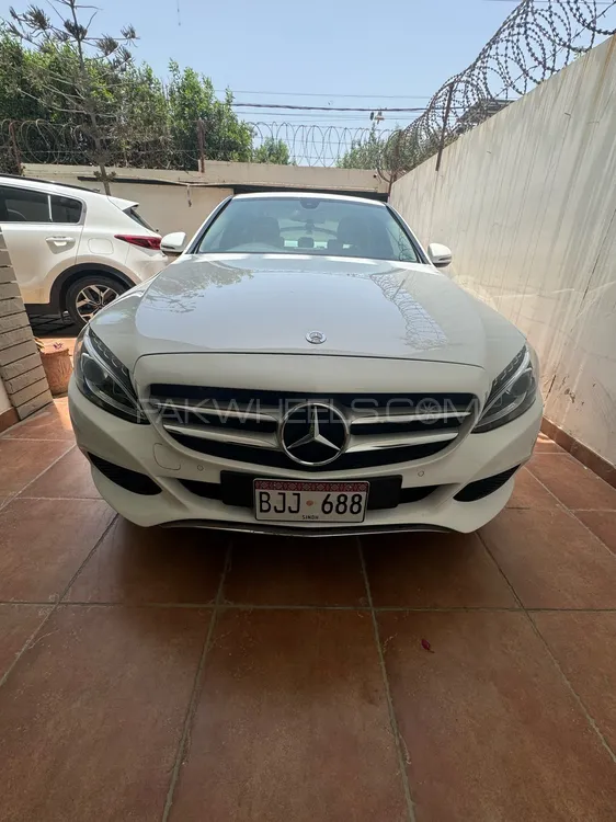Mercedes Benz C Class 2017 for Sale in Karachi Image-1