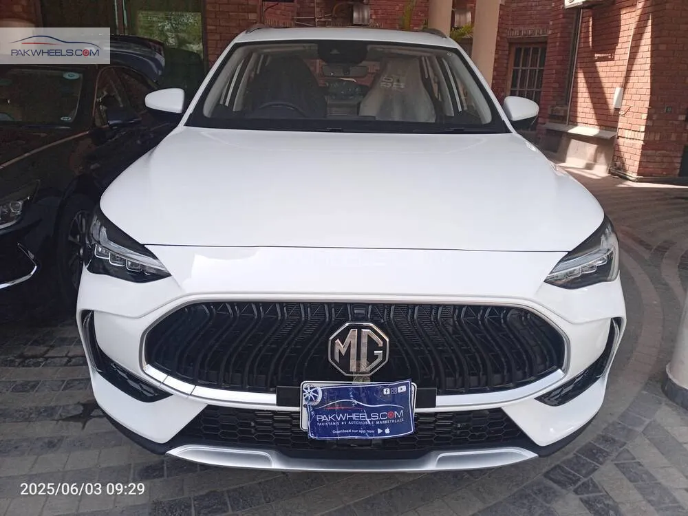 MG HS 2025 for Sale in Lahore Image-1